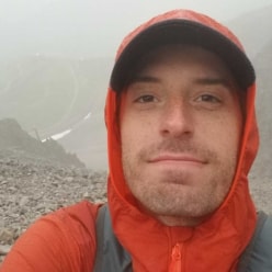 Une photo de l'utilisateur Bunpro Ed, avec son nom, rôle et témoignage en dessous